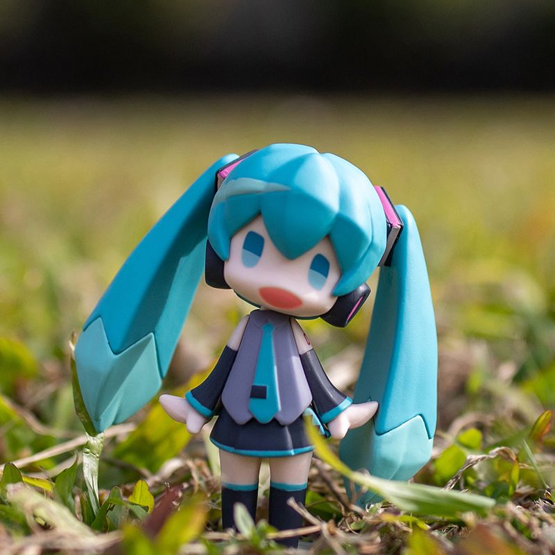 Miku Anime Figure & Building B - Home Office Kit 评论和价格